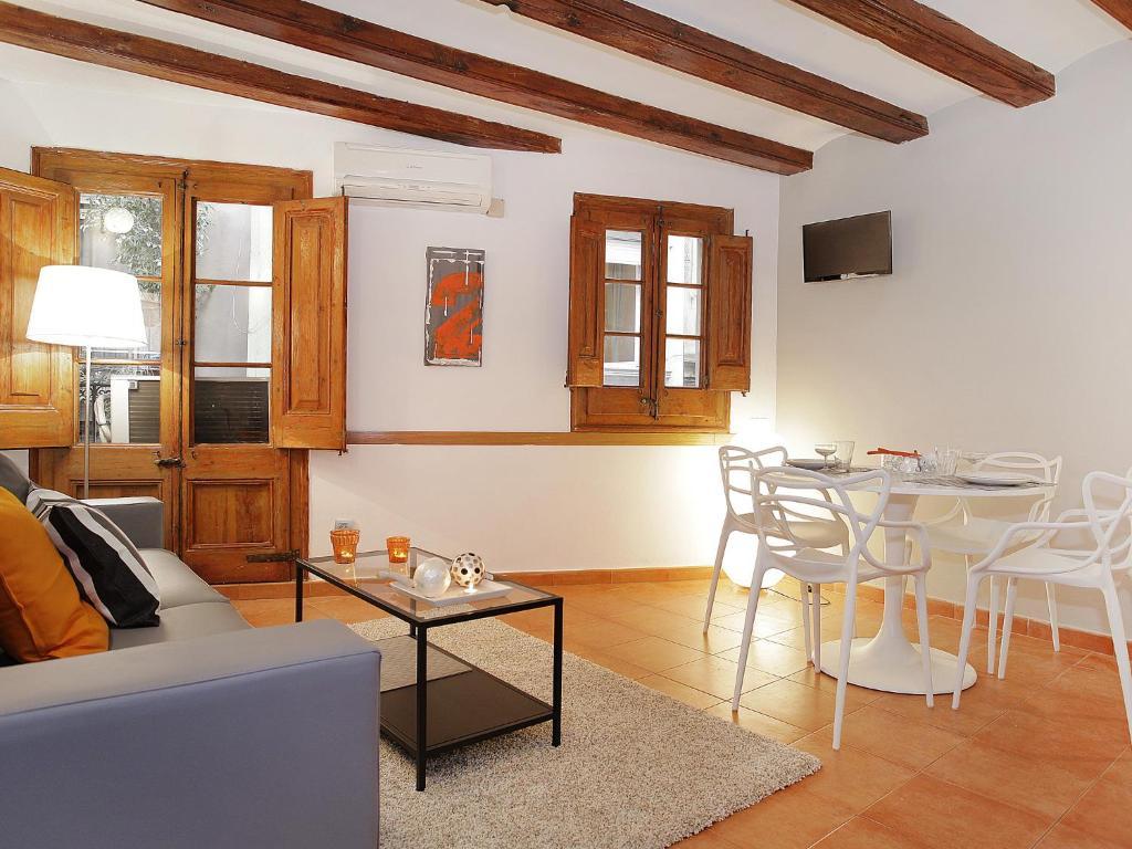 Top Apartment *